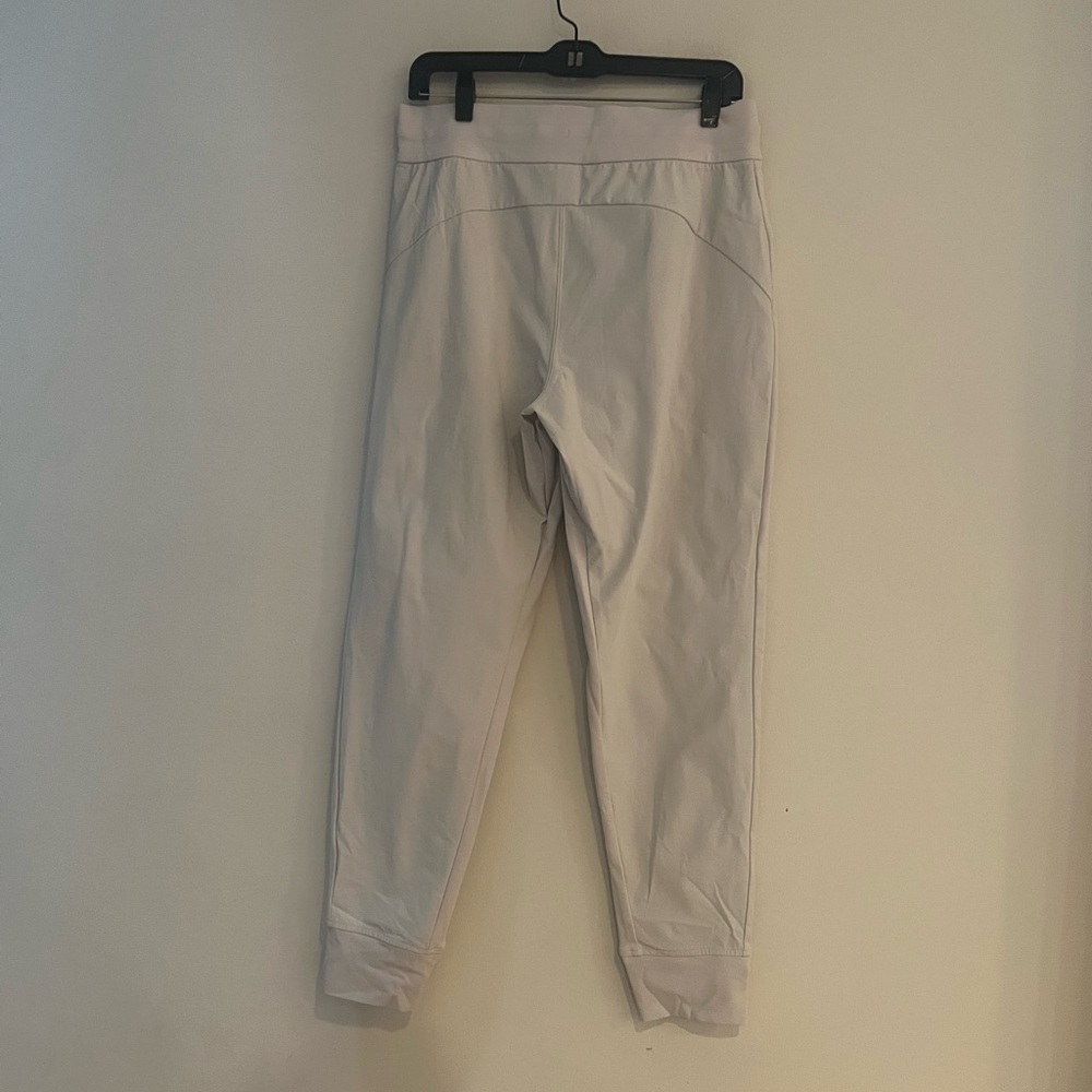 Athleta Women's Cream Jogger Pants - Picture 10 of 14